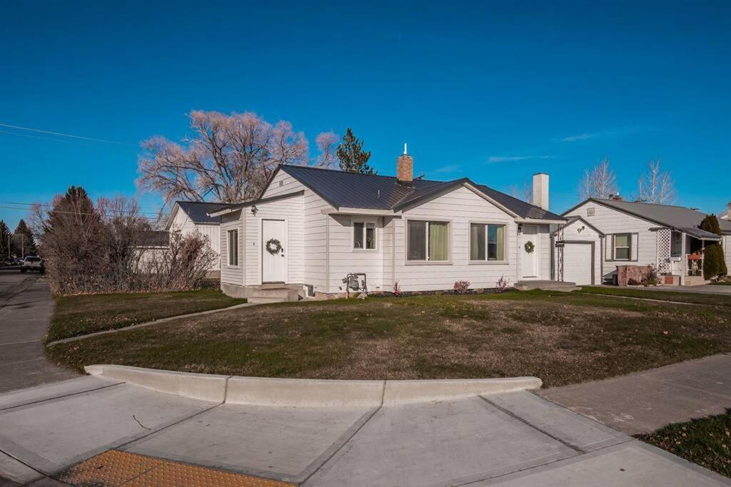 Professionally Designed Central Idaho Falls Home - 4 Bed 2 Bath Kültér fotó